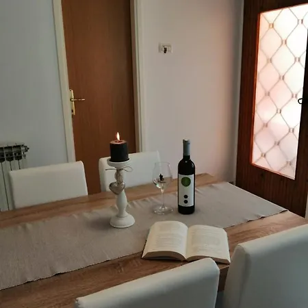 Mina Guest house *