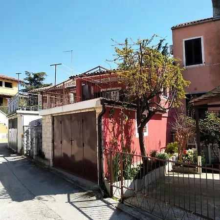 Mina Guest house